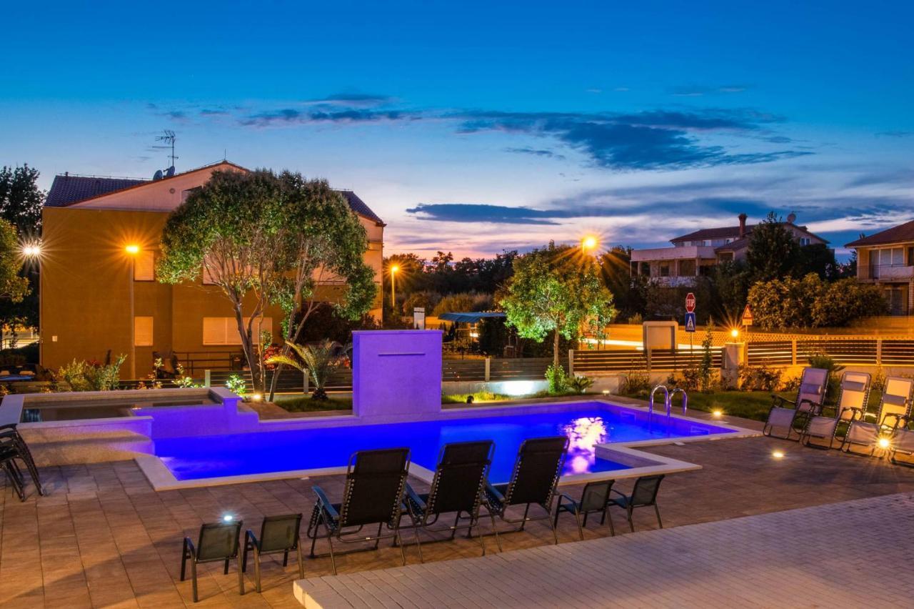 Villa Zorica โปเรช ภายนอก รูปภาพ