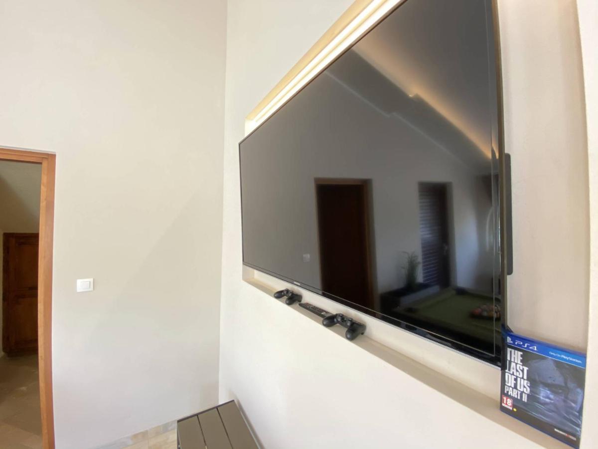 Villa Zorica โปเรช ภายนอก รูปภาพ